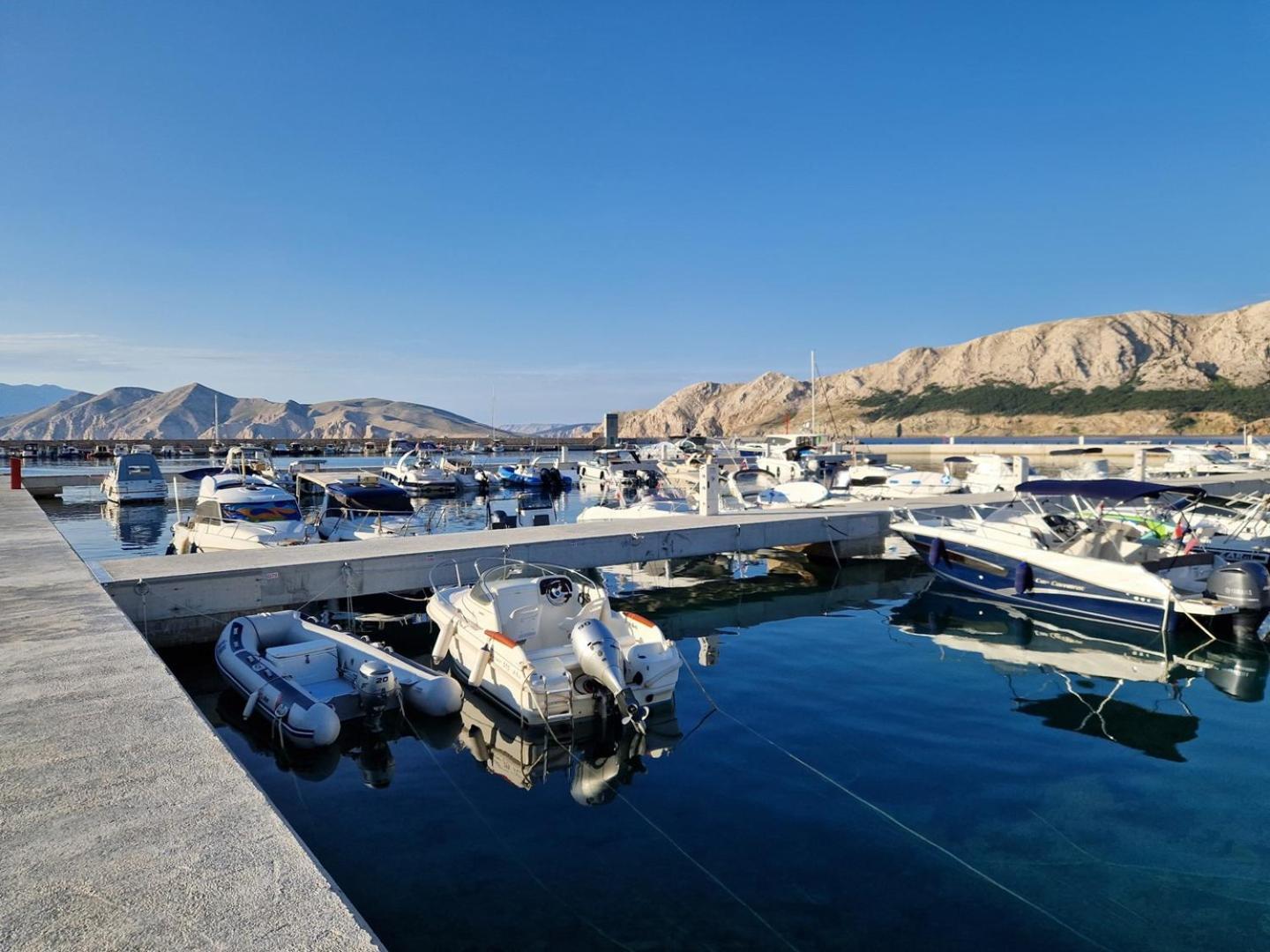 Apartments Valic Baška Eksteriør bilde