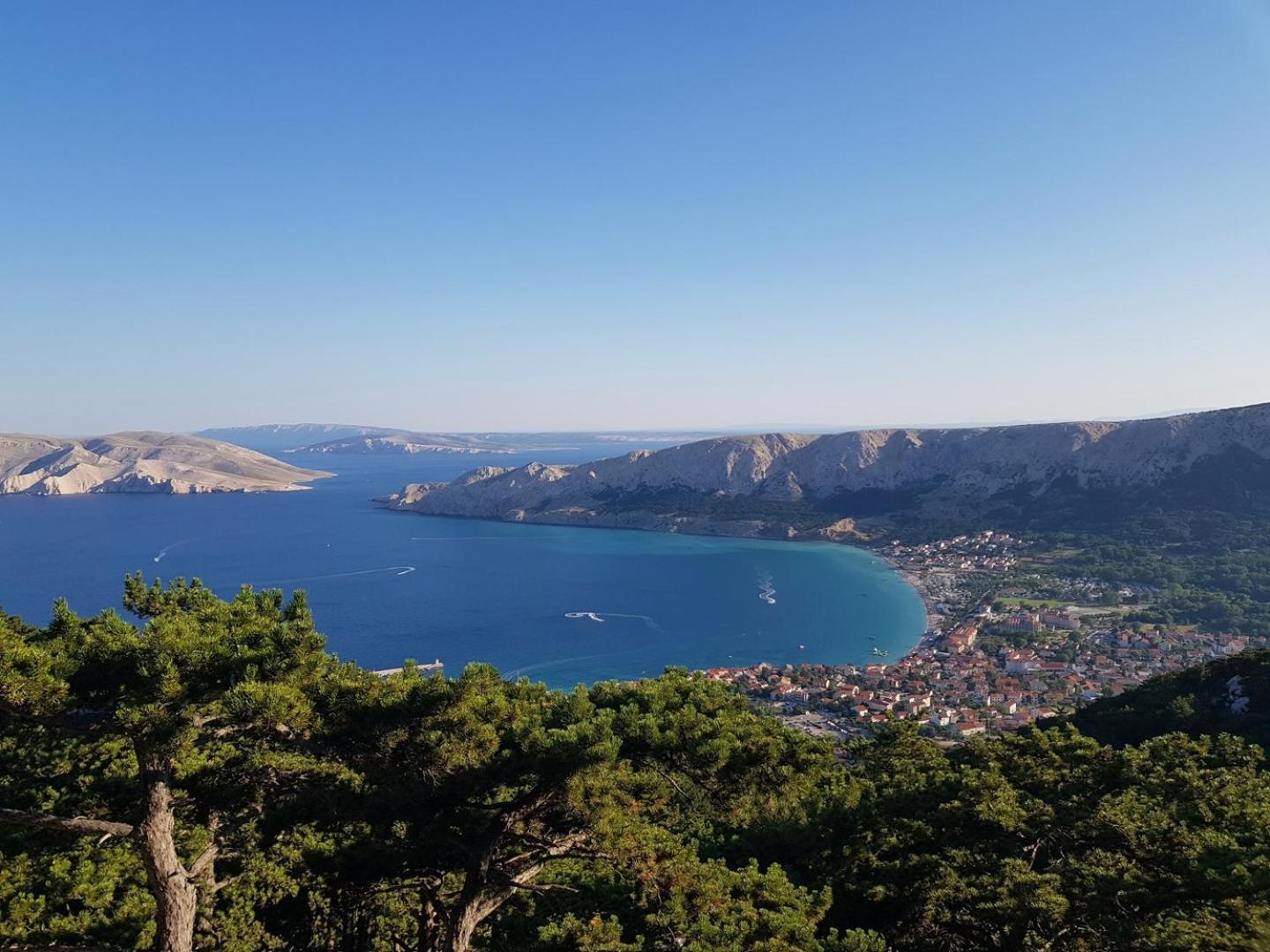 Apartments Valic Baška Eksteriør bilde